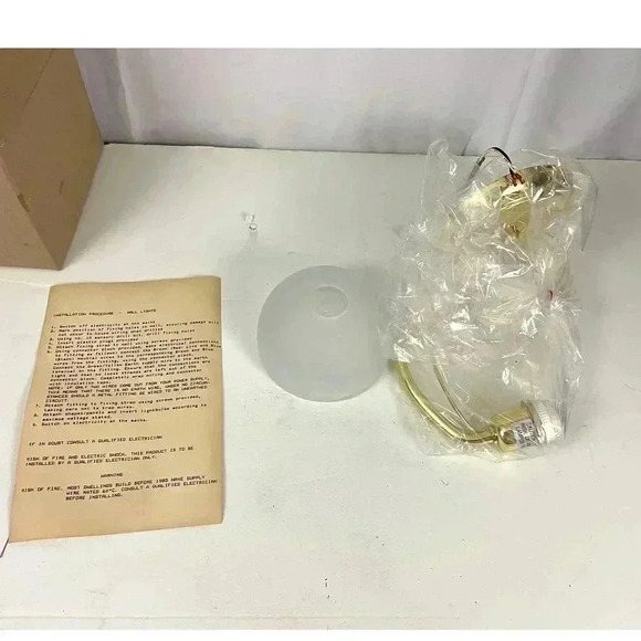 Frosted Glass Wall Lighting Fixture 5609 OPEN BOX Keller Italian Italisa Series - Picture 3 of 13